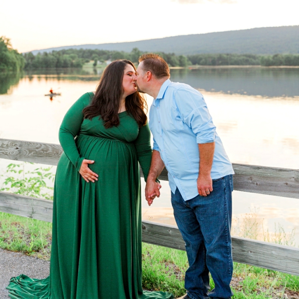 Green maternity photo shoot gown